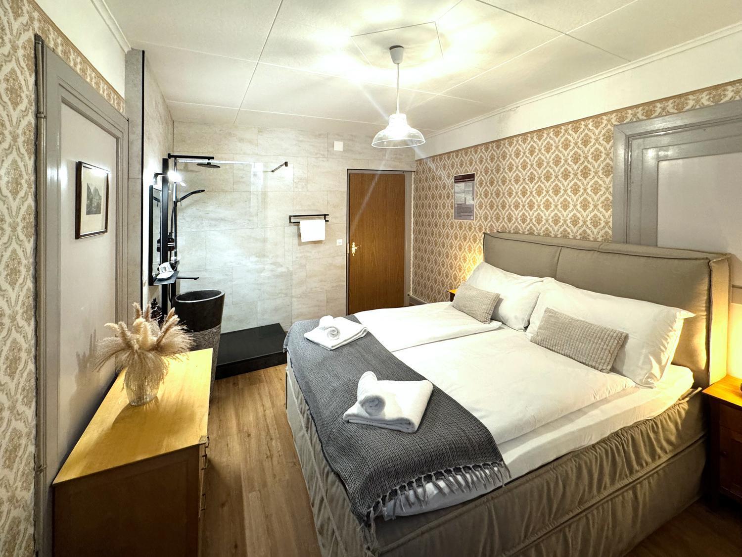 Du Glacier Boutique & Traditions Hotel Фиш Экстерьер фото
